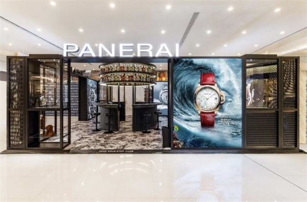 沛纳海腕表进灰了应该咋解决