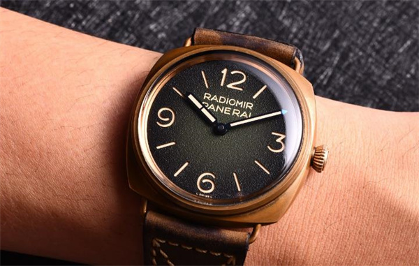 沛纳海腕表走走停停应该咋办